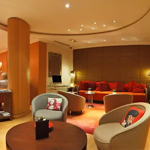 **** Hotel Westside Arc De Triomphe França